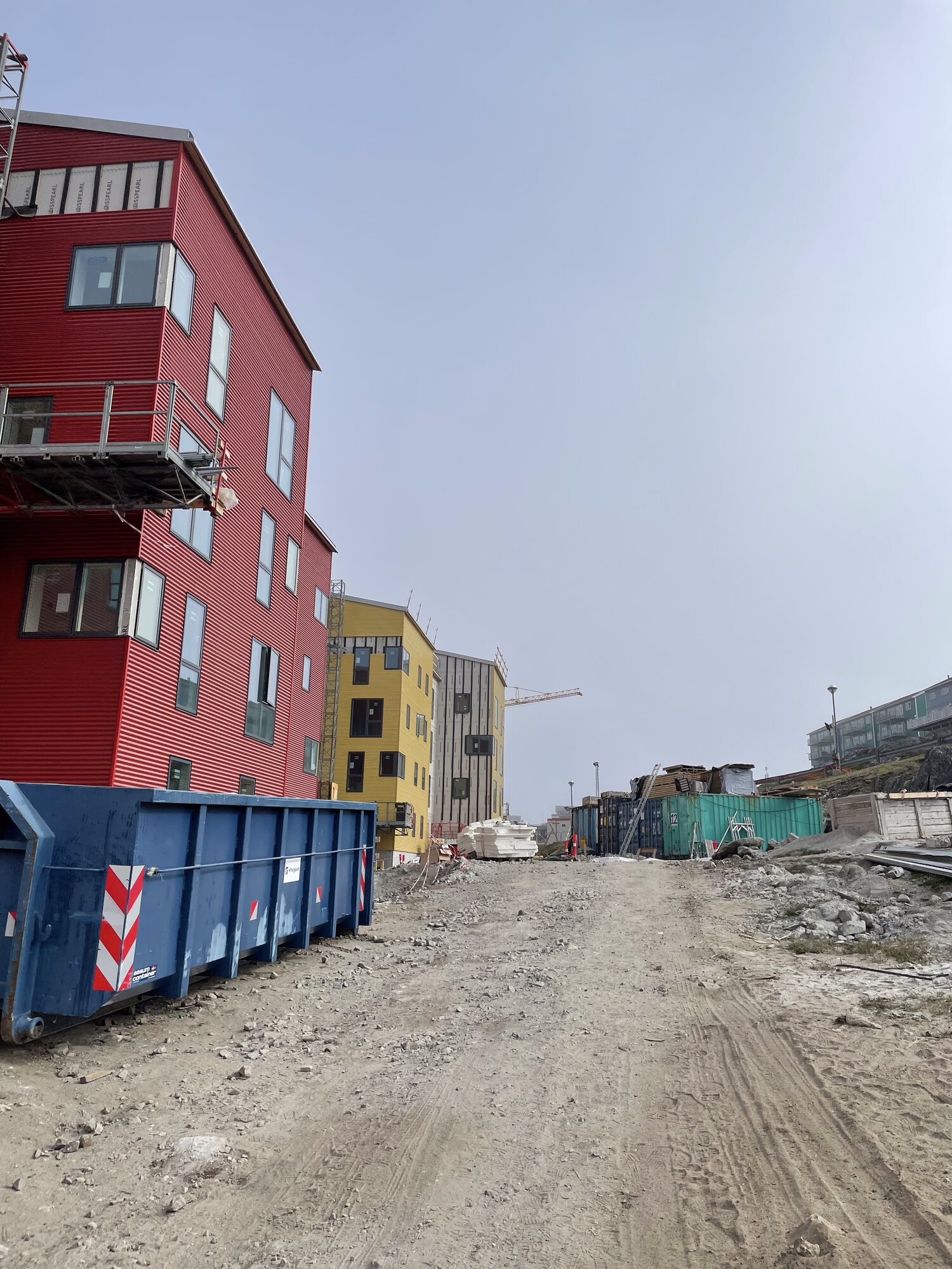 Kollegier under opførelse på byggepladsen i Nuuk